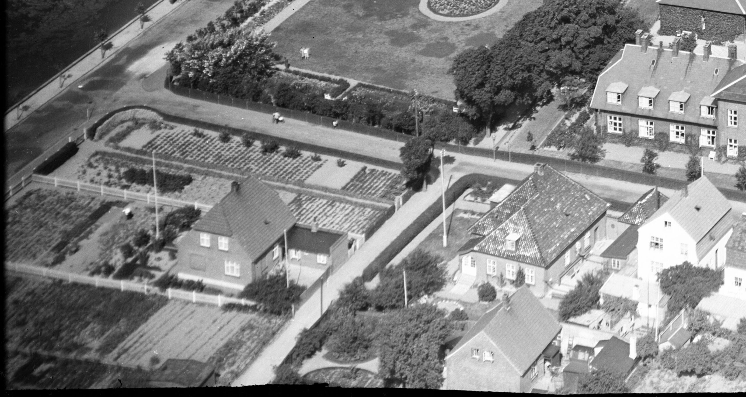 Huset i Peblingerende (1936-1939)